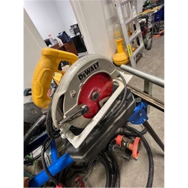 dewalt skil saw