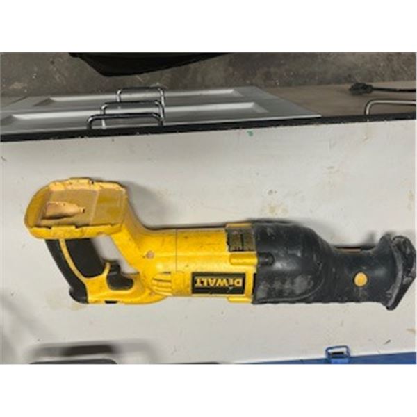 sawsall - no battery