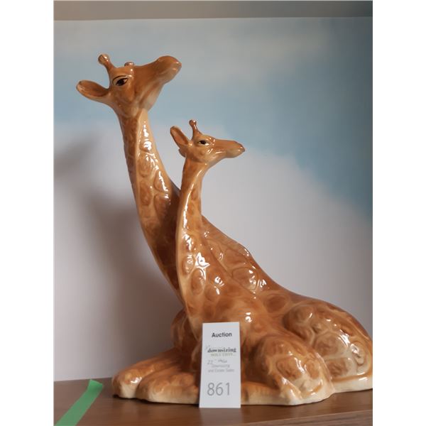Giraffe Ceramic Figurines Cat A