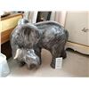 Image 1 : Gray Elephant and Baby Ceramic Figurine Cat A