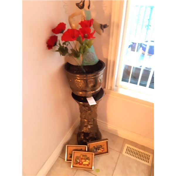 Planter, Stand and Decor Cat A