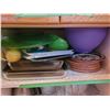 Image 1 : Bakeware and Containers Cat A
