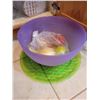Image 2 : Bakeware and Containers Cat A