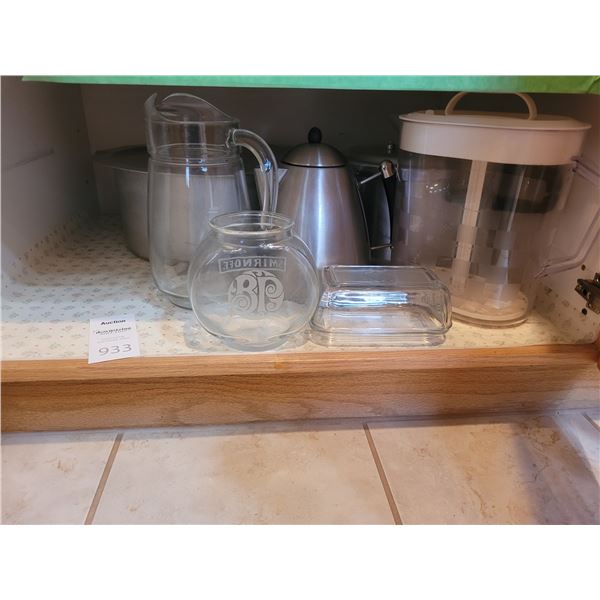 Glass and Metal Kitchen Items Cat A