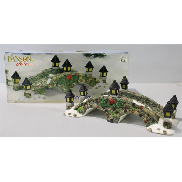 CHRISTMAS PORCELAIN BRIDGE DECORATION