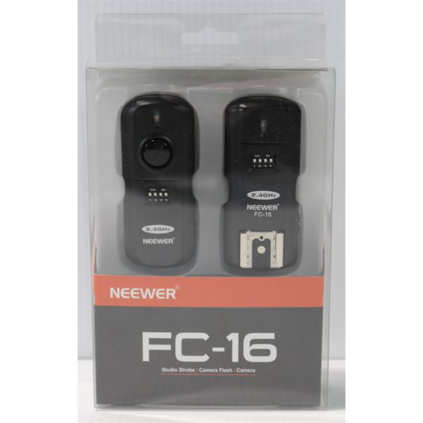 FC-16 STUDIO STROBE CAMERA FLASH