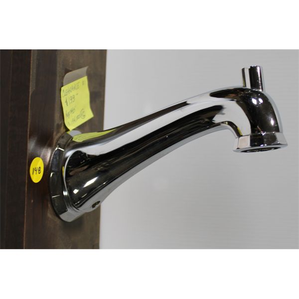 CHROME BATH TUB / SHOWER SPOUT