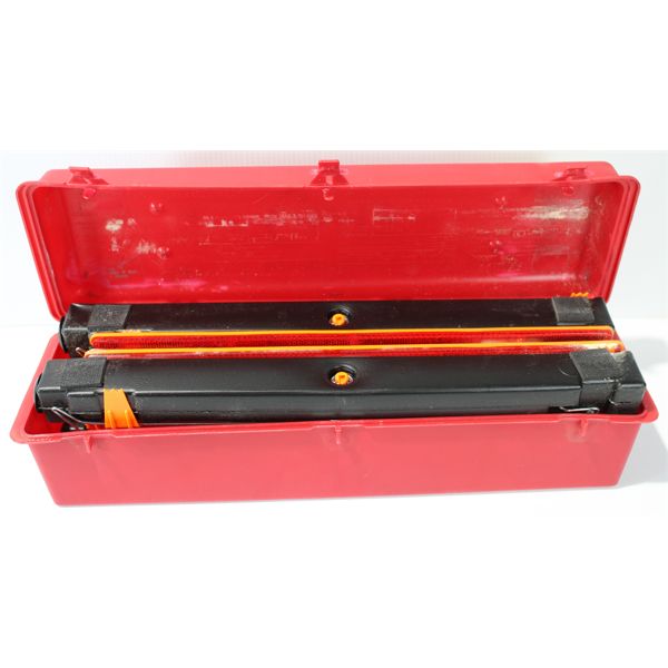 GROTE EMERGENCY WARNING TRIANGLE FLARE KIT