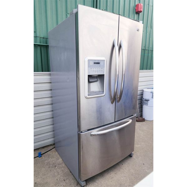MAYTAG 25 CU. FT. ICE+WATER REFRIGERATOR