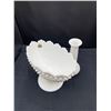 Image 2 : Milk Glass