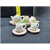 Image 5 : Miniature Tea Sets and Bunnies