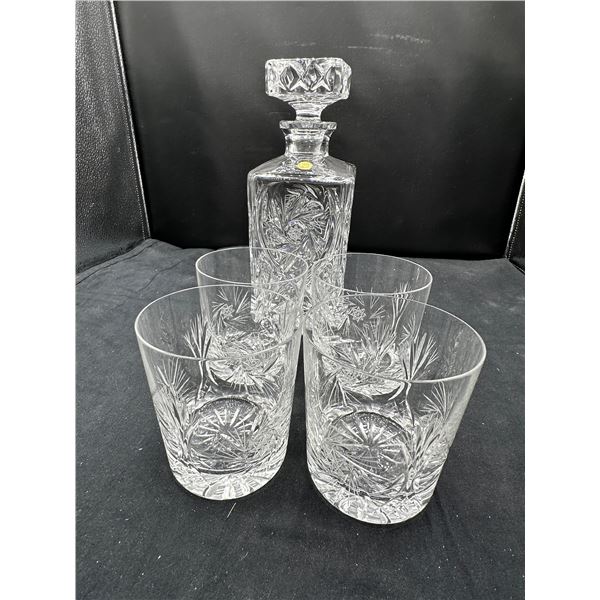 Pinwheel Crystal Decanter and 4 glasses