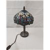 Image 1 : Plastic Tiffany Style Lamp