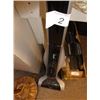 Image 1 : Cordless vacuum cleaner works