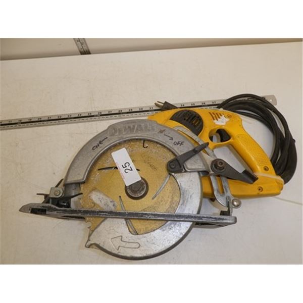 Dewalt framing saw works