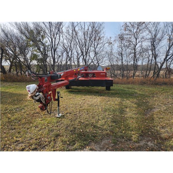 2014 New Holland H 7450 Discbine  13 ft