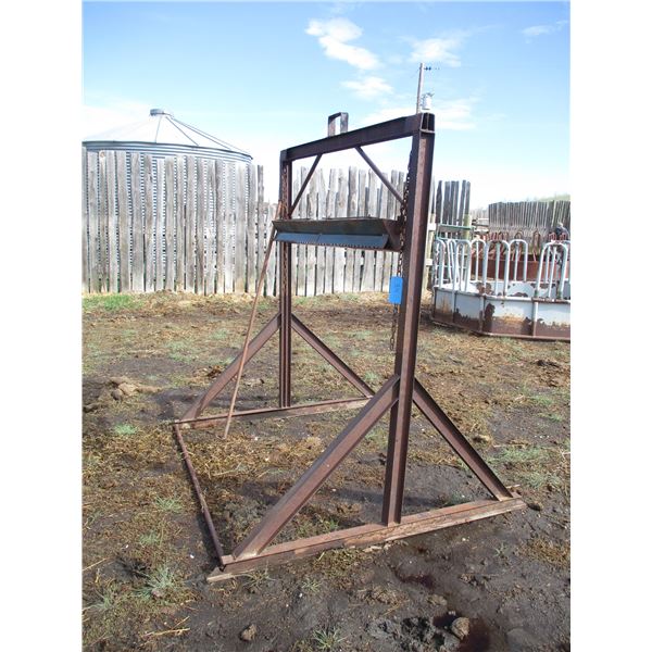 Cattle Oiler With Stand - 6' Wide