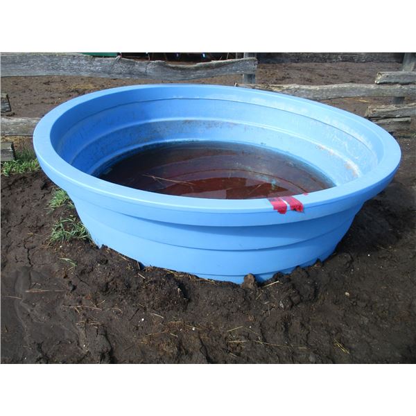 Round Blue Watering Trough - 8' Diameter - 500 Gallon