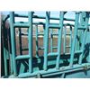 Image 5 : Cattle Squeeze With Entry