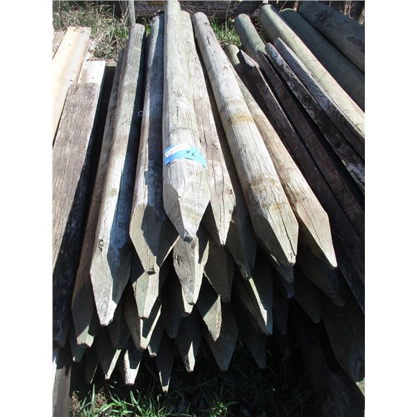 (37 Times Bid Price) (37) 3-4 Inch Fence Posts 6 Feet Long
