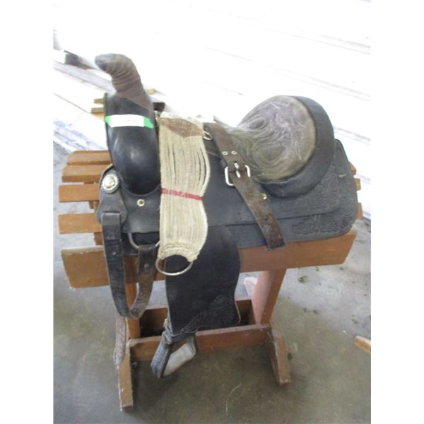 13" Riding Saddle With Cinch & Stand & Cover