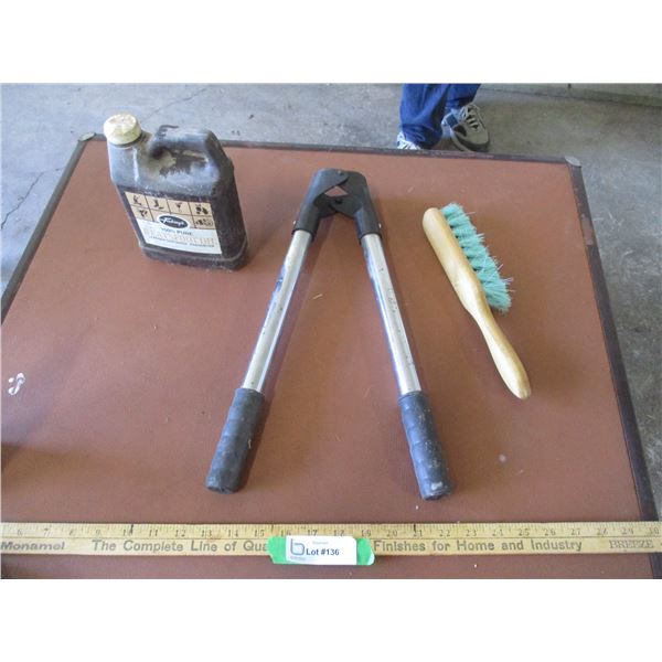 Calf DE-Horner, Leather Softener, Brush