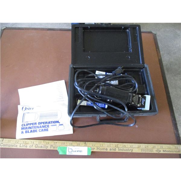 Horse Clippers With Case