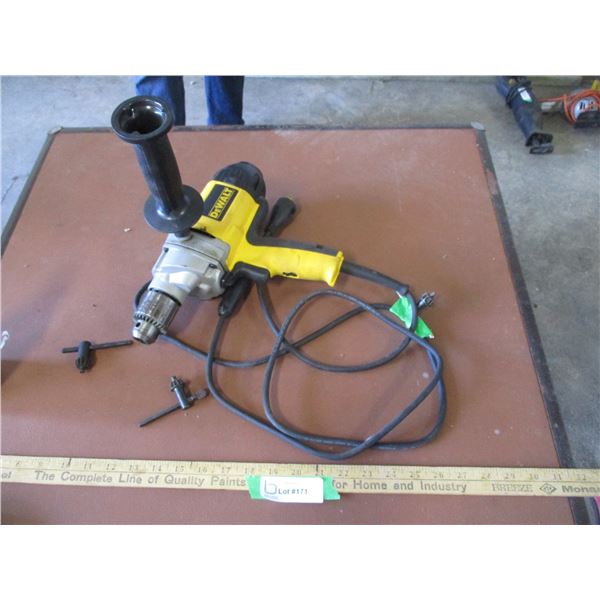 DeWalt 1/2  Reversing Drill - Working