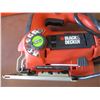 Image 4 : Black & Decker Jigsaw - Working
