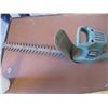 Image 2 : Black & Decker Electric Hedge Trimmer