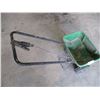 Image 4 : Scotts Fertilizer Spreader