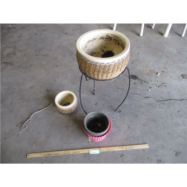 Flower Pots, Metal Stand