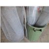 Image 4 : Mesh Wire, Plastic Garbage Can