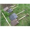 Image 2 : (2) Plastic Shovels, (2) Metal Shovels