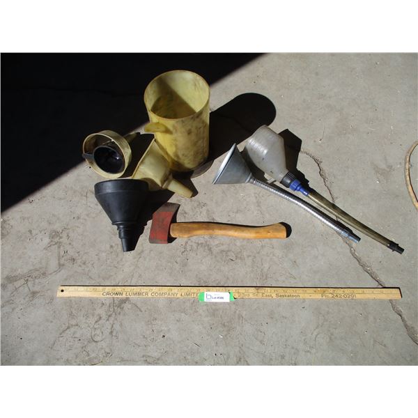 Funnels, Hatchet