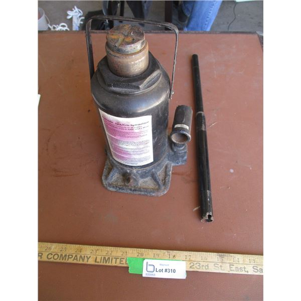 MotoMaster 20 Ton Hydraulic Jack With Handle