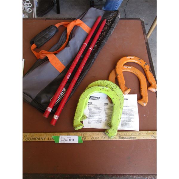 Coleman Horseshoes Game With Carrying Case