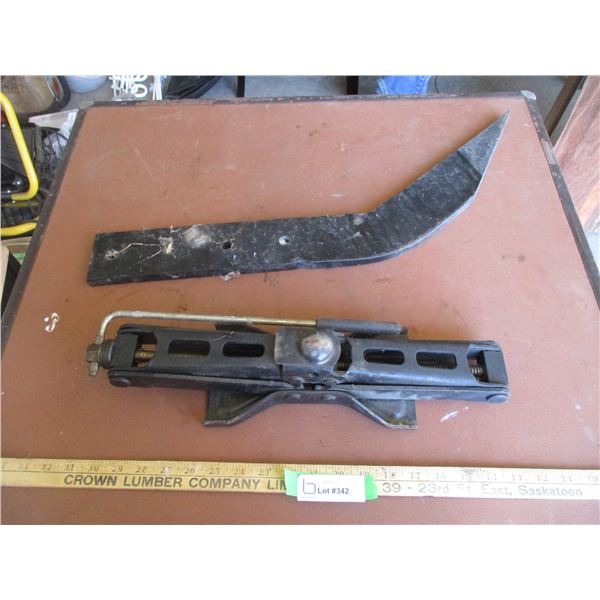 Rear Tine Spike, Vehicle Scissor Jack