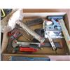 Image 4 : Caliper, Hollow Punch Set, Claw Hammer, Wire Brush, Square, etc.