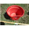 Image 2 : Red Flat Back Pail
