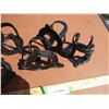 Image 3 : (6) Black Bridle Hooks