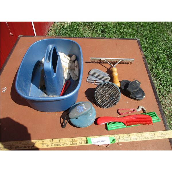Curry Combs, Mane Comb, Brushes, Carrying Basket