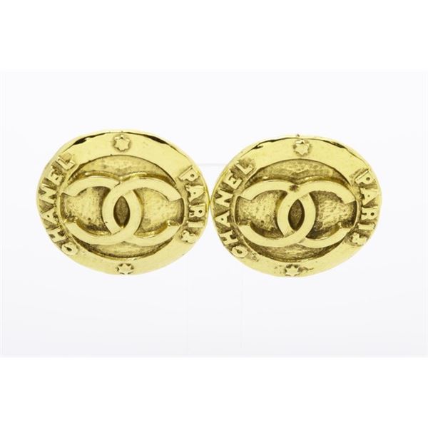 Chanel CC Logo Round Earrings Gold Metal