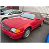 Image 1 : *R* *TOW* 1995 MERCEDES-BENZ SL500, 2DR CONVERTIBLE, RED, VIN WDBFA67EXSF116610,