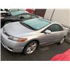 Image 1 : *R* *TOW* 2006 HONDA CIVIC SI, 2DR COUPE, GREY, VIN 2HGFG21516H100531,