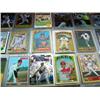 Image 3 : Lot of Baseball Cards  (18)