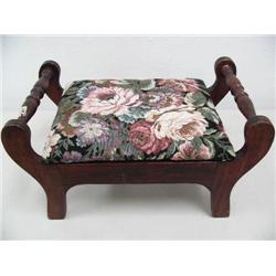 small footstool (16)
