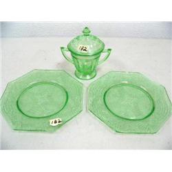 3 pieces of green depression glass (16)