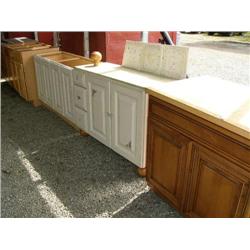 lot of 7 kitchen cabinets  (16)