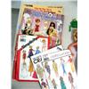 Image 4 : lot of Barbie and Ken dolls (16)